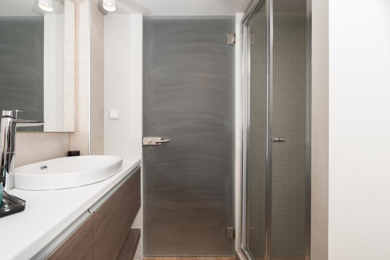 Blue Avra Apartment By A&D Properties Porto Rafti Ngoại thất bức ảnh